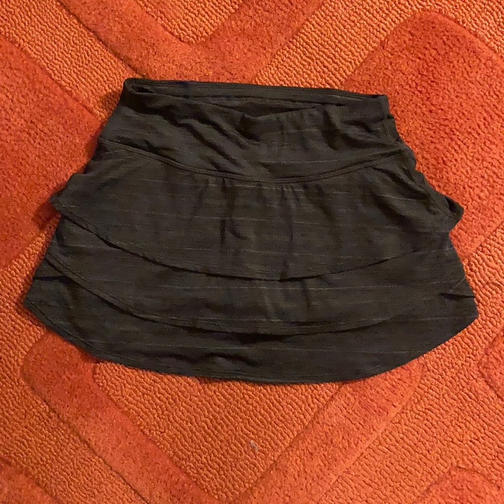 Athleta layered skirt